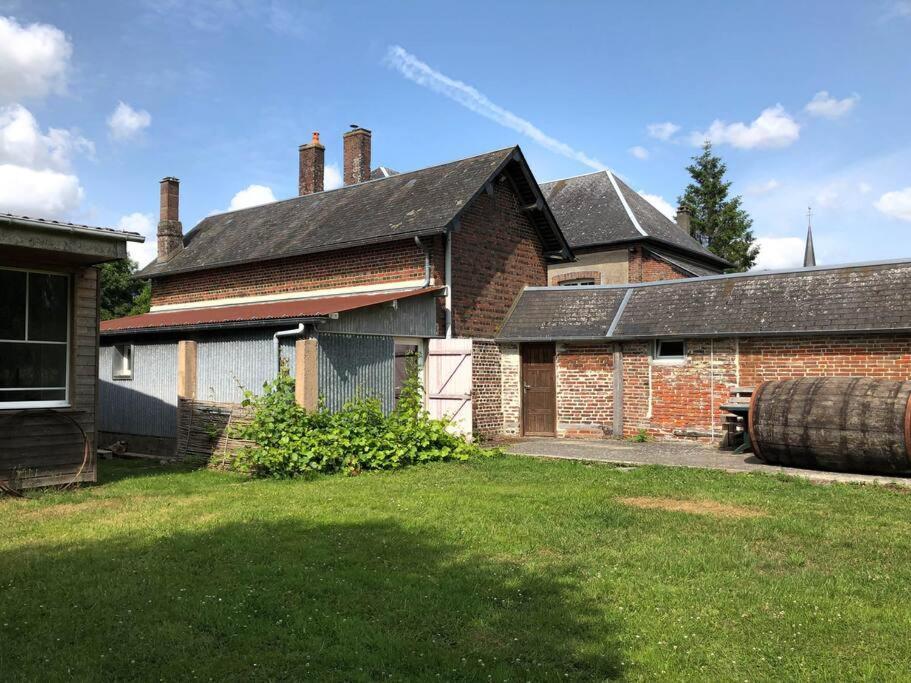 Gite Au Coeur D'Une Residence D'Artiste Saint-Aubin-de-Bonneval ภายนอก รูปภาพ