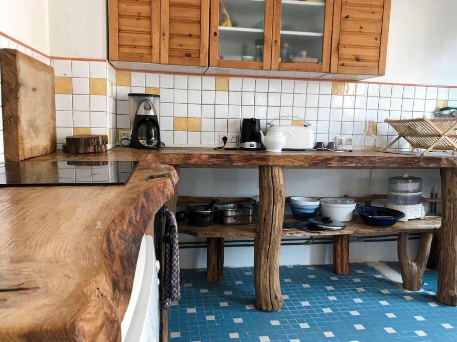 Gite Au Coeur D'Une Residence D'Artiste Saint-Aubin-de-Bonneval ภายนอก รูปภาพ