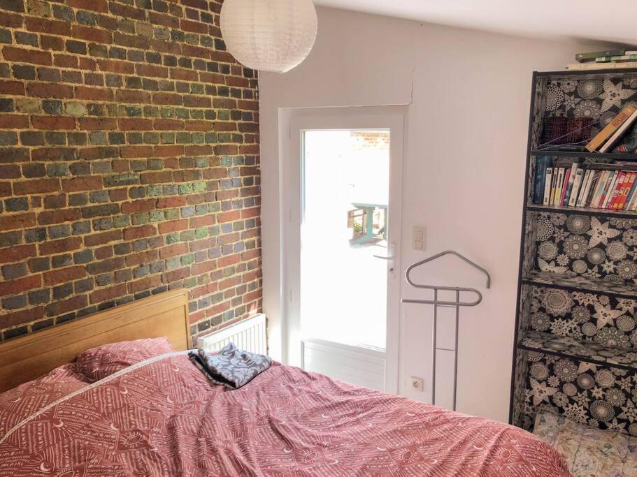 Gite Au Coeur D'Une Residence D'Artiste Saint-Aubin-de-Bonneval ภายนอก รูปภาพ